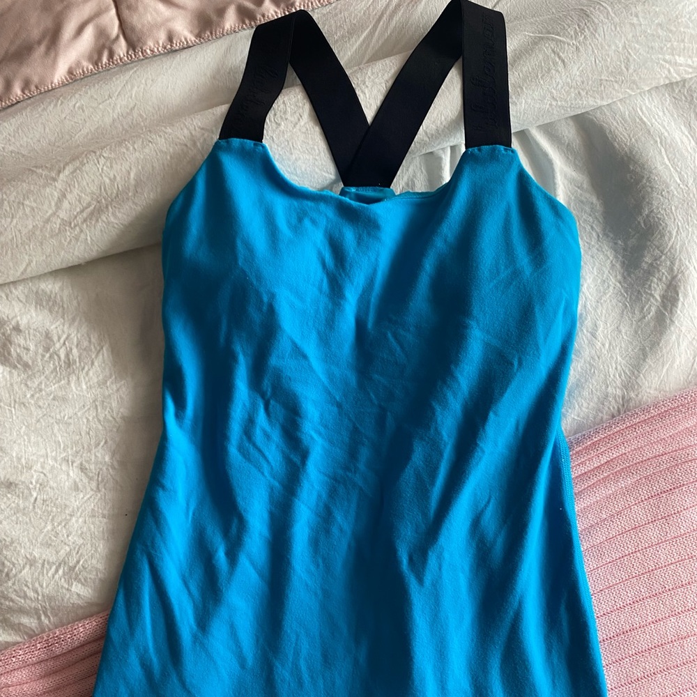 Lululemon blue tank
